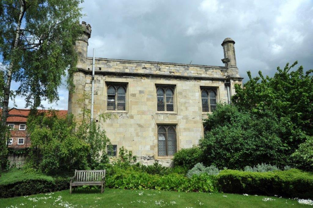 Minster View Apartment At Talbot Court, York Eksteriør billede
